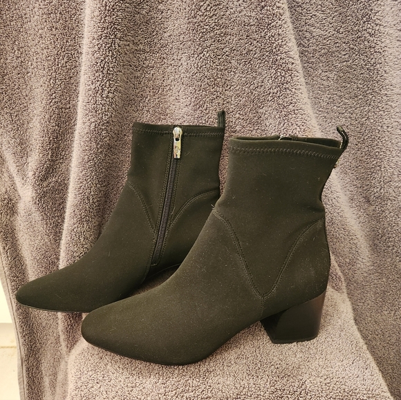 Donald Pliner Black Birminghamd Ankle Boots Sz 7.5 - Picture 3 of 9